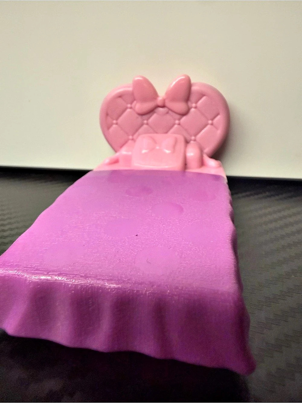 Disney Minnie Mouse Bow-Tel Hotel Replacement Pink Bed